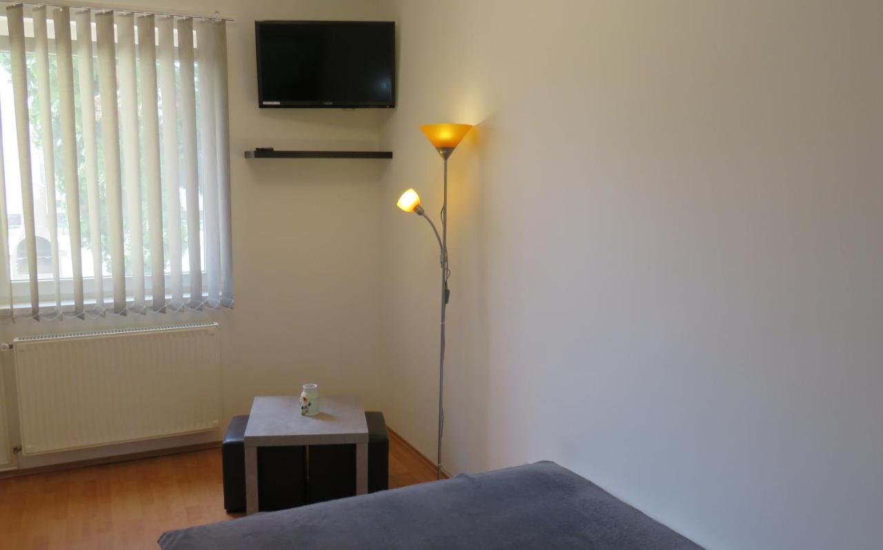 Repose Apartments Hajduszoboszlo Bagian luar foto